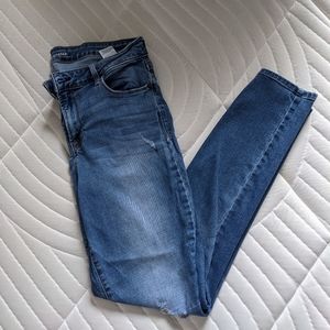 Rockstar Mid-Rise Skinny Jeans
